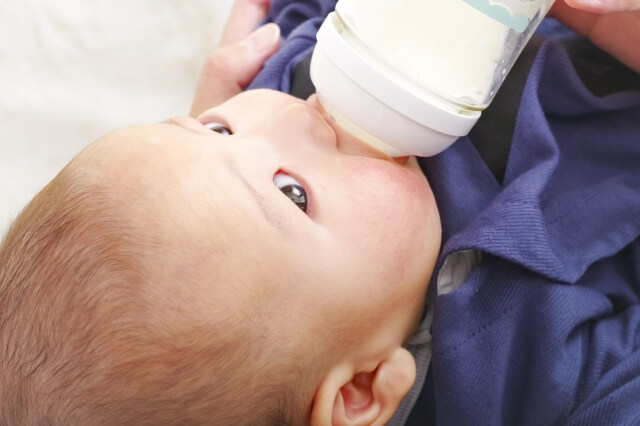 授乳間隔の目安を授乳スタイル