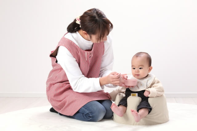 生後5ヶ月の赤ちゃんの睡眠と離乳食の関係